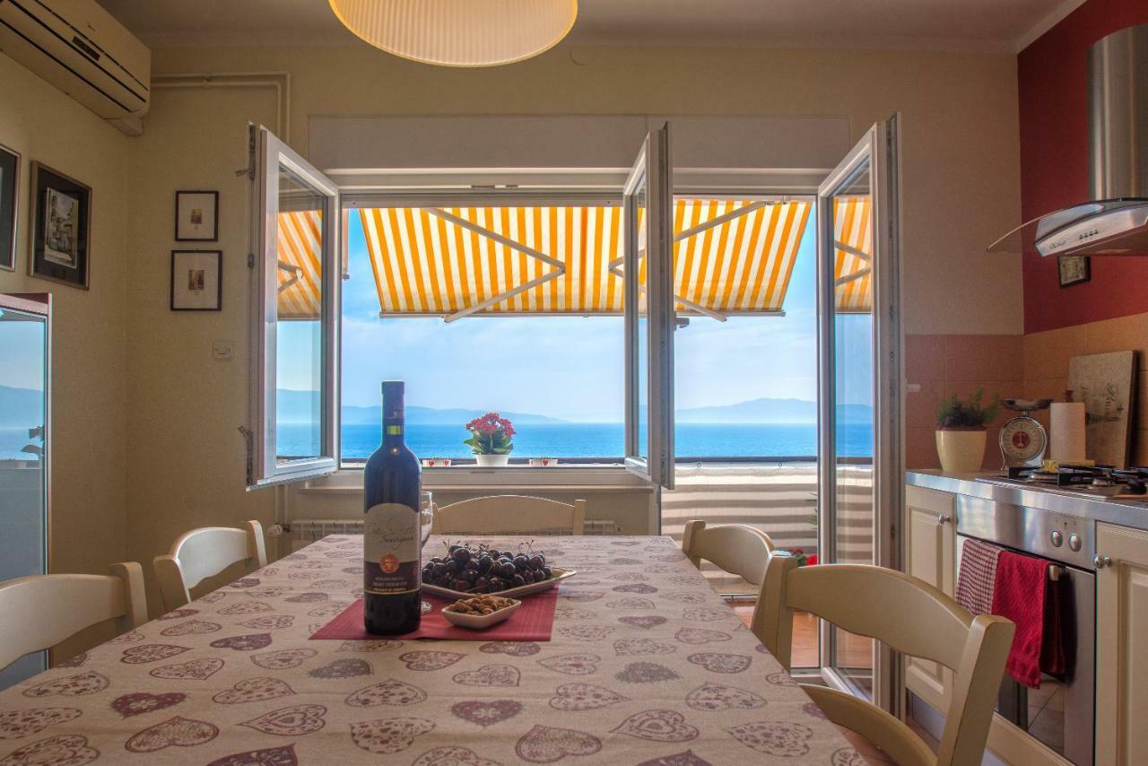 غييكا Apartment Paradise View المظهر الخارجي الصورة